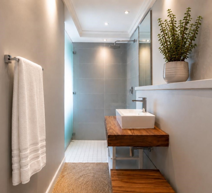 3 Bedroom Property for Sale in Sea Point Western Cape